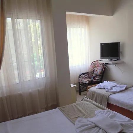 Hotel Caylan 2*