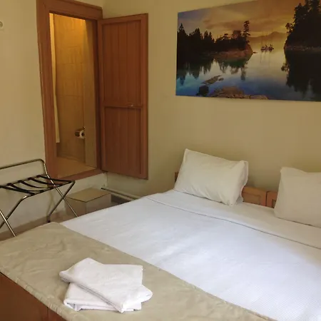 Caylan Hotel 2*