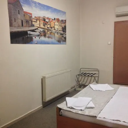 Caylan Hotel 2*